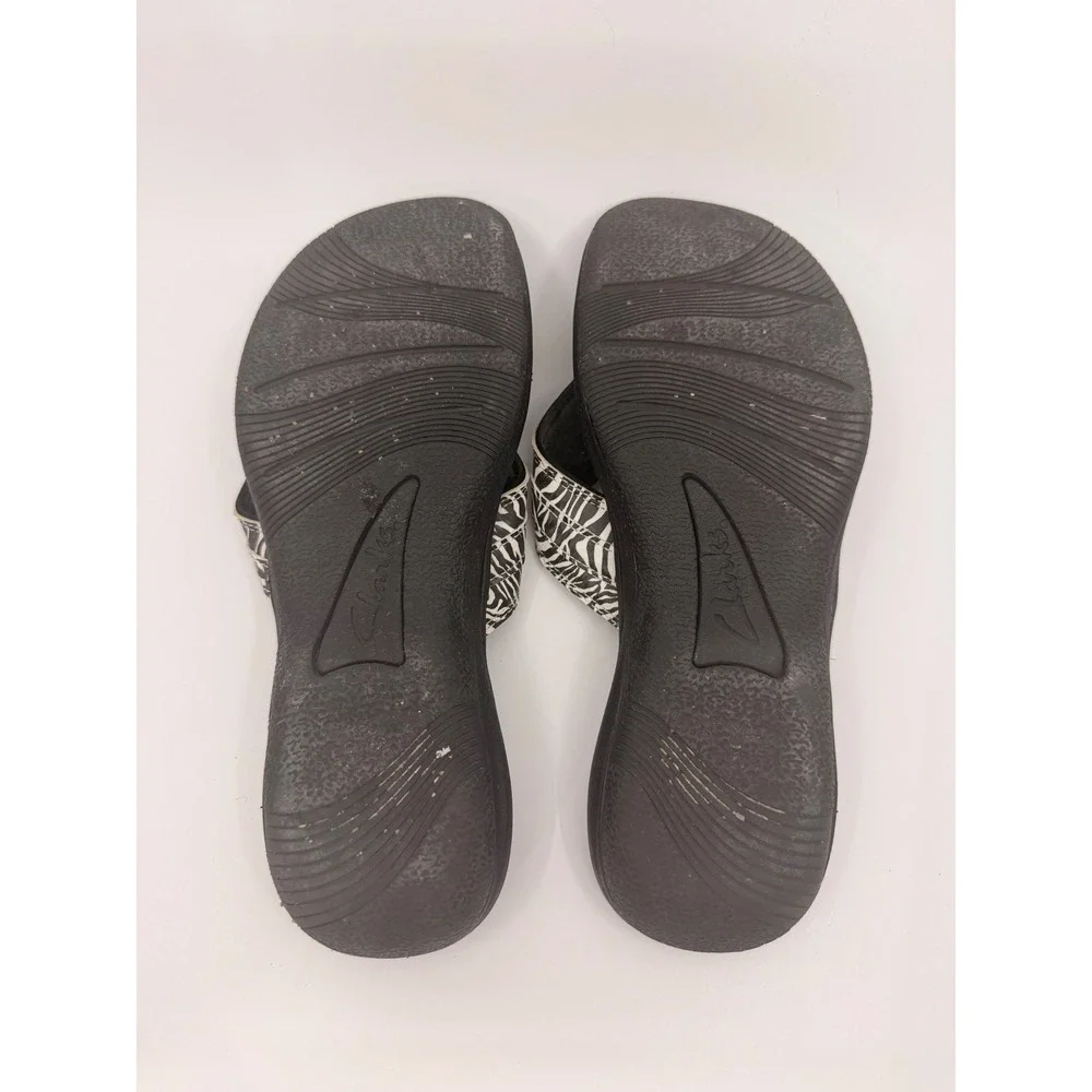 Clarks Cloudsteppers Womens Zebra Print Cushion Soft Thong Sandals Black White 7